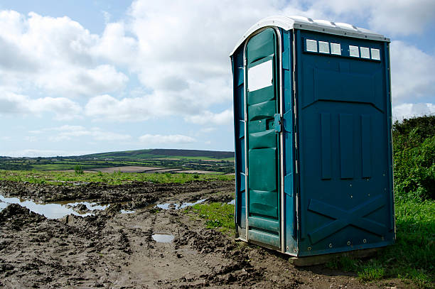 Best Portable Restroom Servicing (Cleaning and Restocking)  in Helmetta, NJ